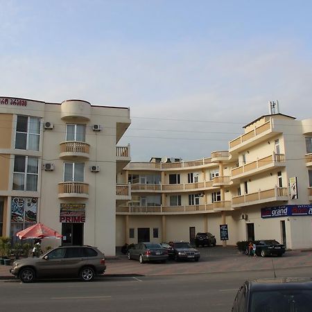 Prime Hotel Batumi Exterior foto